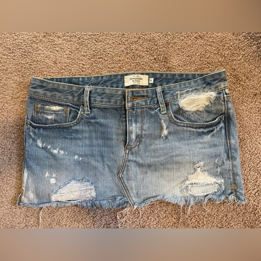 Abercrombie & Fitch distressed skirt